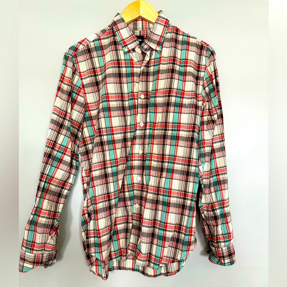 Gap - Plaid Button Up - lightweight material - small